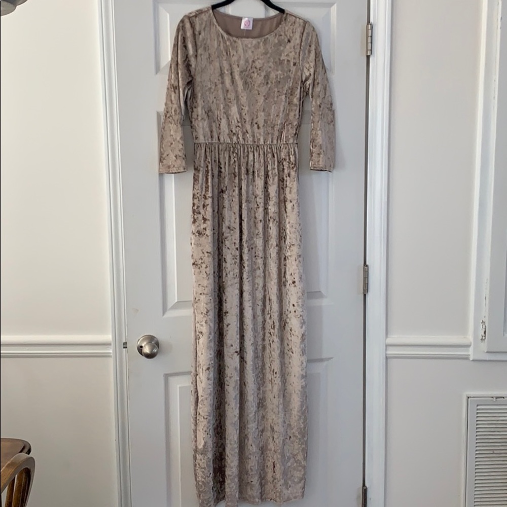 Velvet maxi holiday dress!